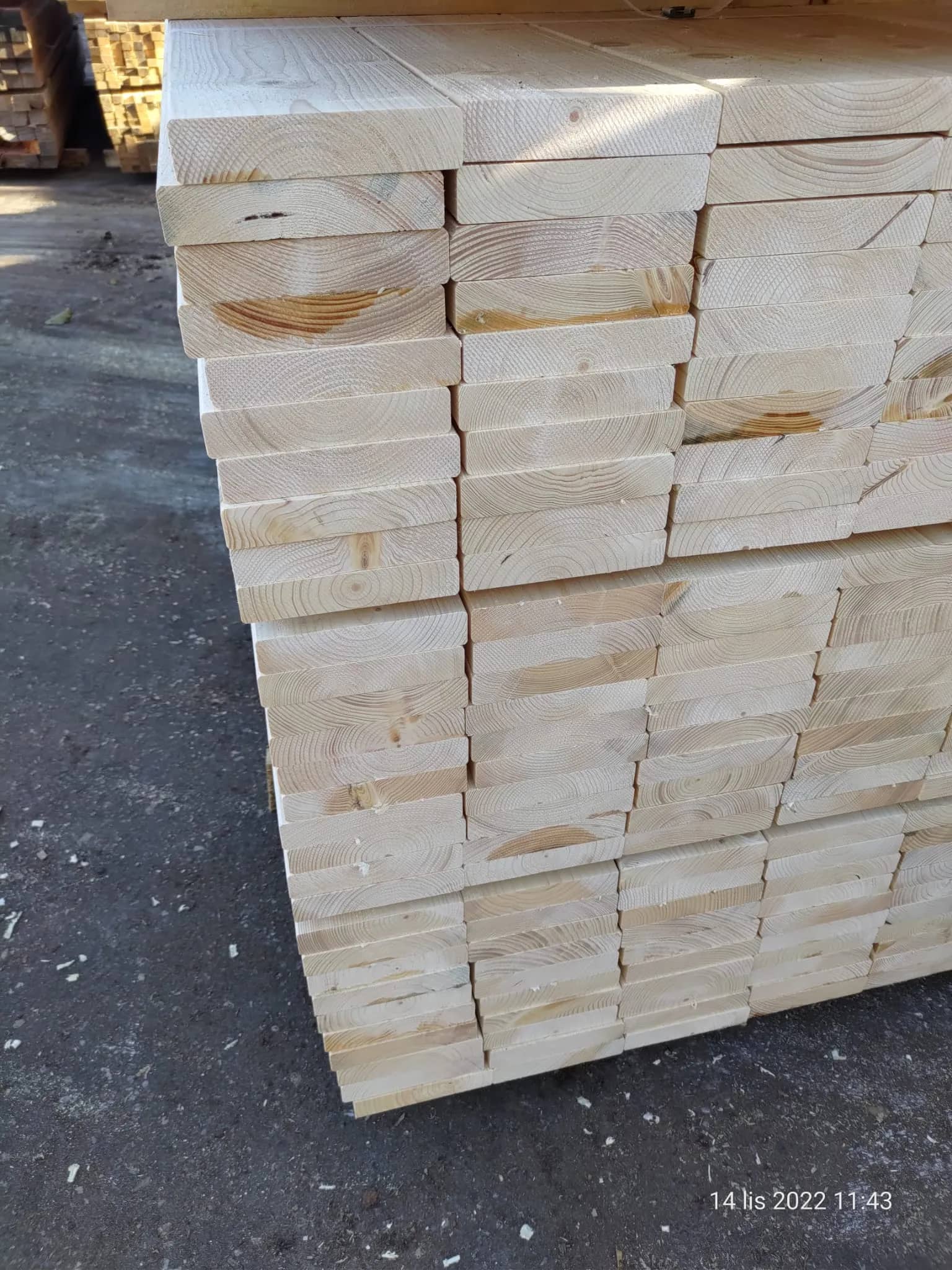 Palety a stavebné rezivo 8