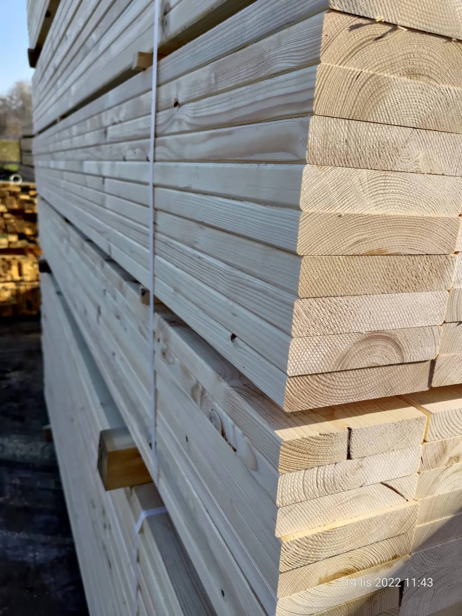 Palety a stavebné rezivo 9